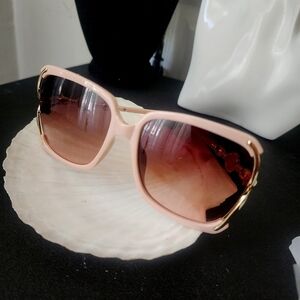 Blush Pink Cut Out Fashion Sunglasses with  Accent Arms NWT